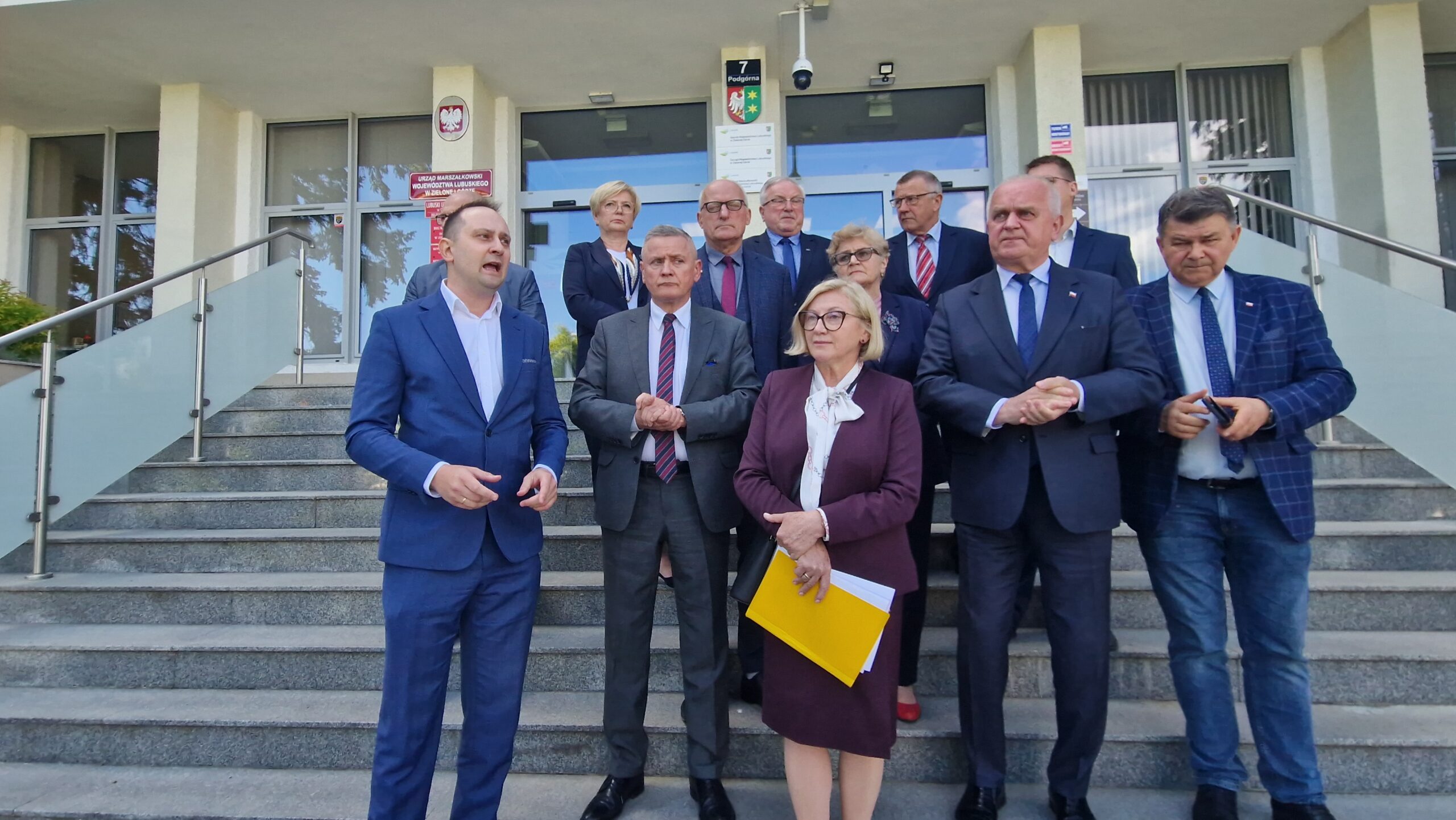 Radni PiS ostrzegają przed nielegalną imigracją